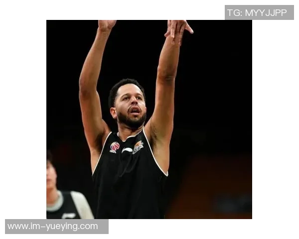 辽宁教学赛逆转北控新外援哈维表现出色队友莫兰德赞其贡献